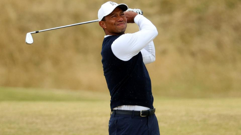 Tiger Woods thi đấu chật vật ở vòng 1 The Open Championship khi đánh 78 gậy, số gậy cao nhất trong một sự kiện ở St Andrews mà anh tham dự.