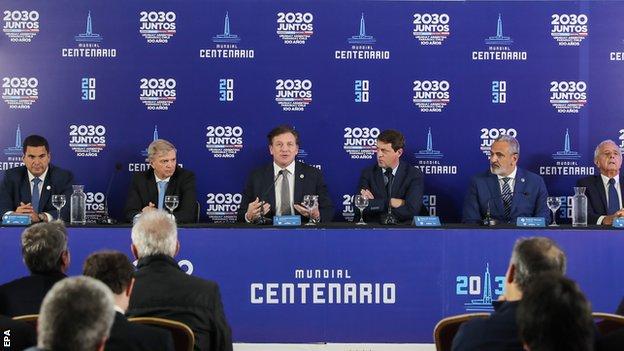 4 quốc gia Nam Mỹ vào cuộc đua giành quyền đăng cai VCK World Cup 2030