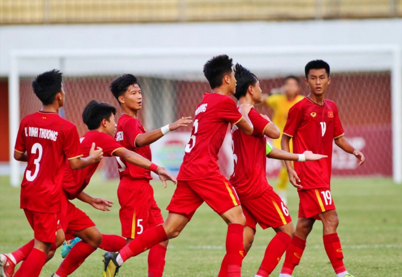 Đánh bại U16 Thái Lan và giành vé vào chơi trận chung kết U16 Đông Nam Á, thầy trò HLV Nguyễn Quốc Tuấn nhận thưởng lớn từ VFF.