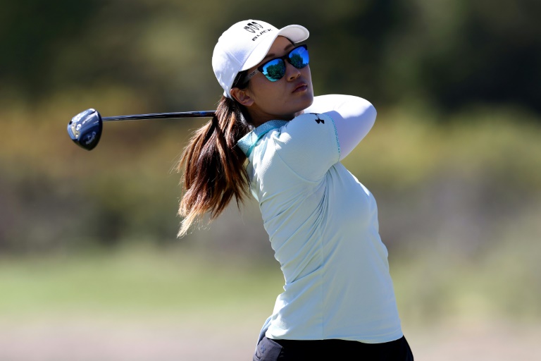 Xiyu Lin đồng dẫn đầu với Charley Hull sau ba vòng tại The Ascendant LPGA 2022