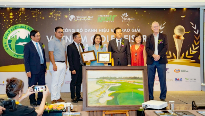 Hoiana Shores nhận giải Sân golf tốt nhất Việt Nam 2022