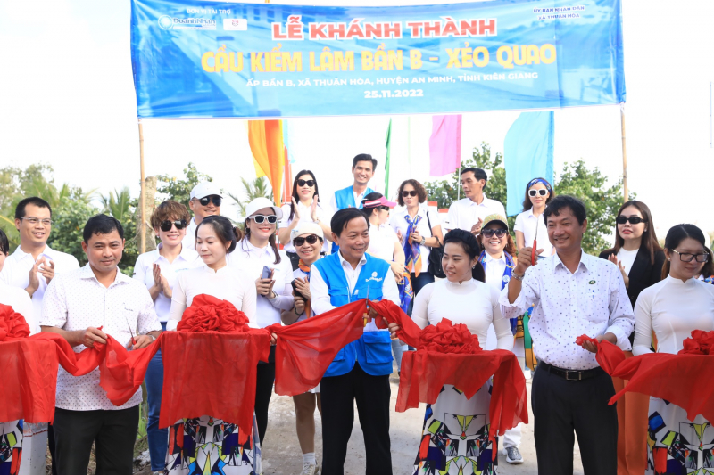 CLB DNSG tổ chức trao tặng cầu nông thôn – cầu Kiểm Lâm.