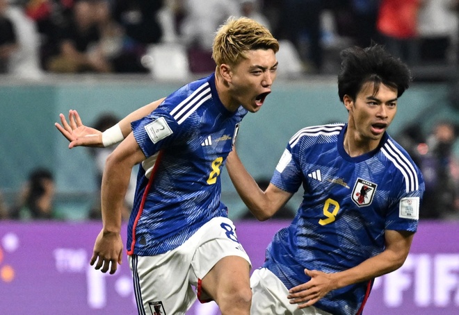 Các cầu thủ Nhật Bản đã tạo nên địa chấn khi thắng ngoạn mục trước Tây Ban Nha.