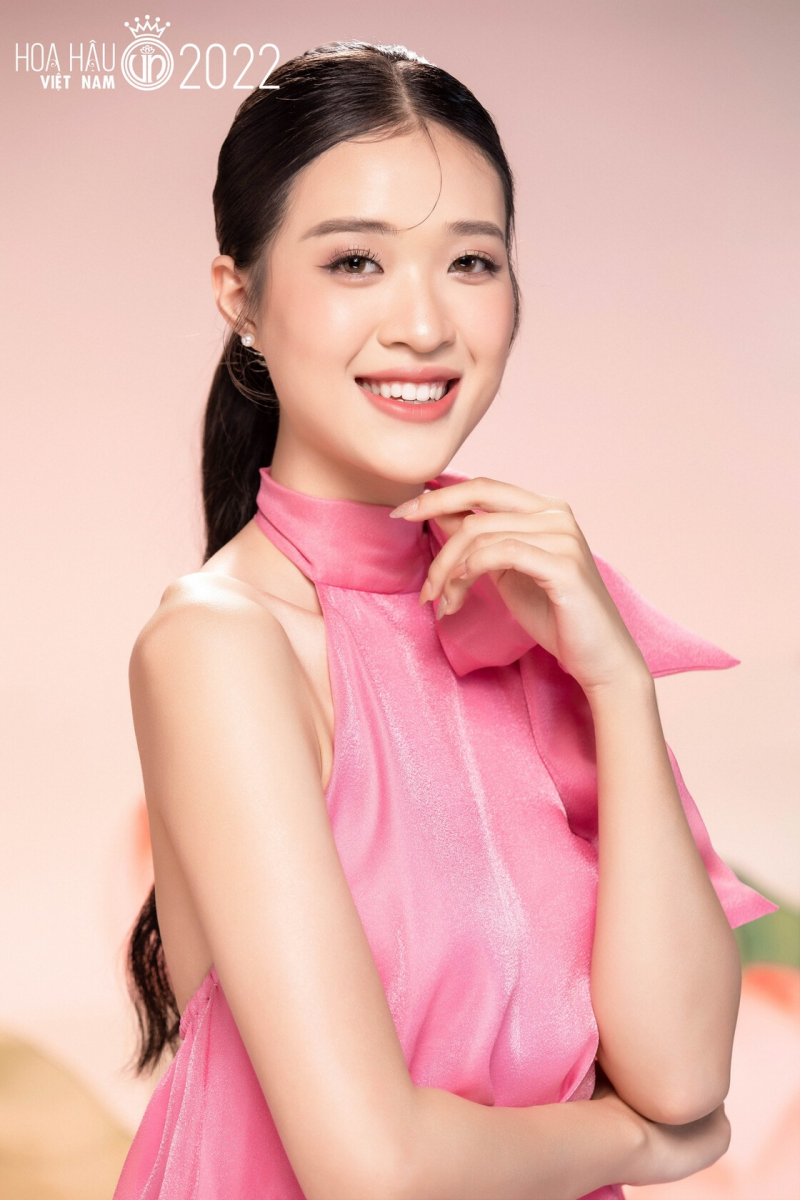 Nhan sắc ngọt ngào cùng nụ cười tỏa nắng của Yến Nhi, thí sinh cao nhất Hoa hậu Việt Nam 2022 (ảnh: HHVN)