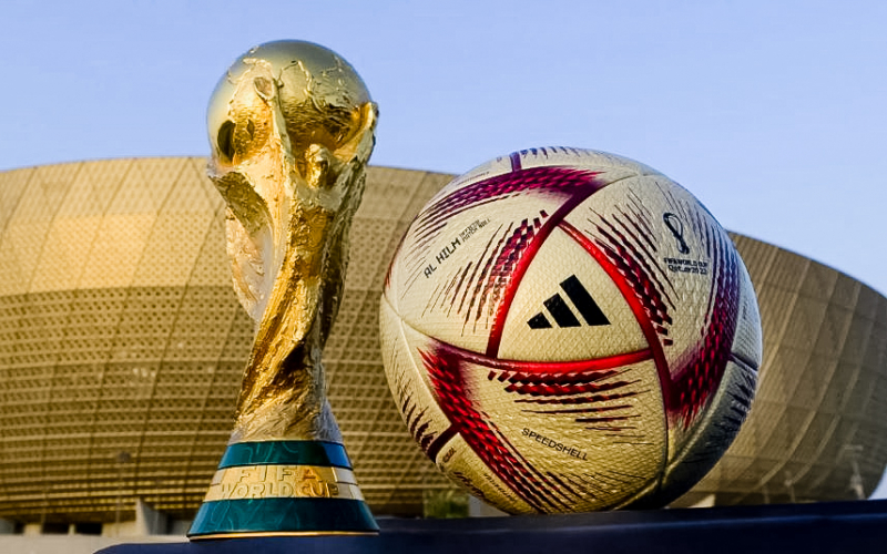 Al Hilm hay “giấc mơ” trong tiếng Arab, sẽ thay thế Al Rihla (cuộc hành trình), sẽ là trái bóng chính thức trong 4 trận đấu còn lại của World Cup 2022.