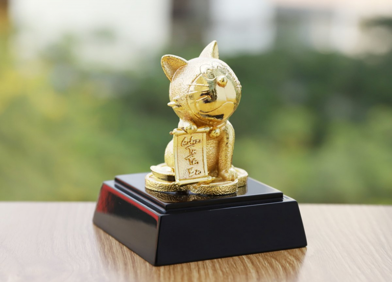 Tượng mèo thần tài may mắn mạ vàng của Golden Gift Việt Nam