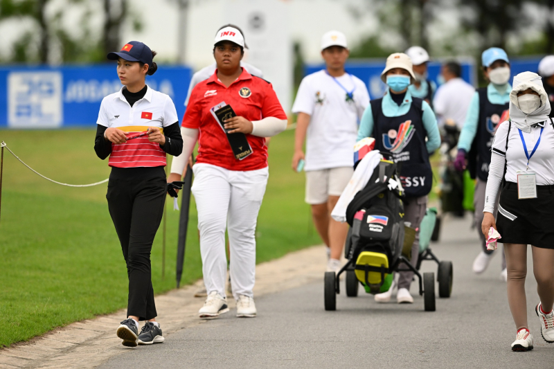 Đoàn Xuân Khuê Minh thuộc tuyển golf nữ của Việt Nam ở SEA Games 31
