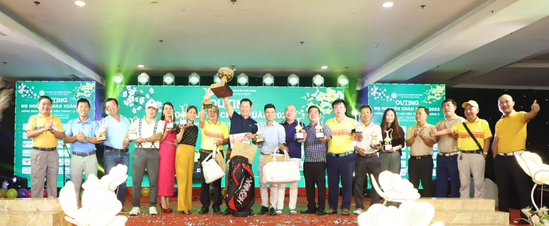 Golfer Nguyễn Văn Nhuận đoạt Best Gross tại Outing Họ Nguyễn chào xuân 2023