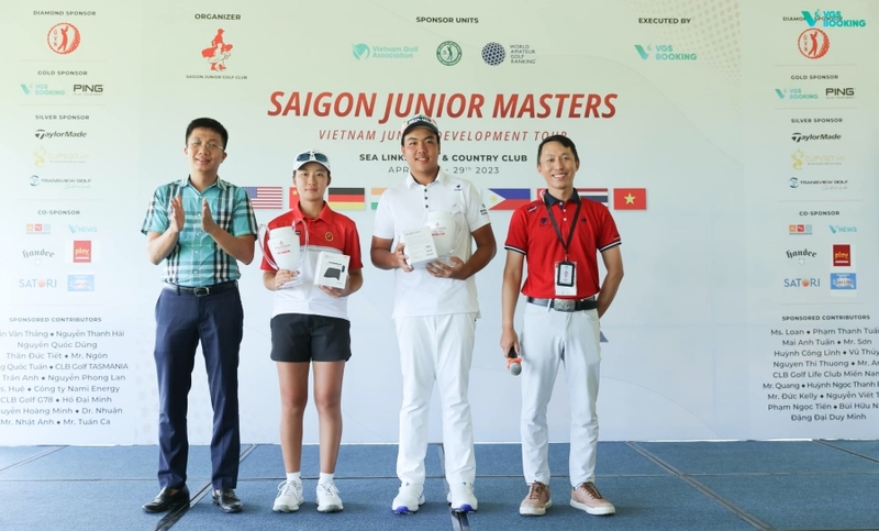 Hai nhà vô địch của Saigon Junior Masters Nguyễn Đặng Minh và Thea Jessica Tan
