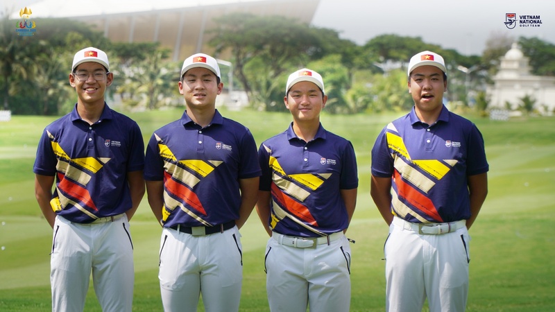 Bốn tuyển thủ nam Việt Nam đấu môn golf SEA Games 32 (từ trái sang): Lê Khánh Hưng, Đoàn Uy, Nguyễn Anh Minh và Nguyễn Đặng Minh
