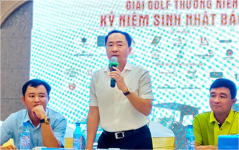 Ông Trần Văn Chín, Chủ tịch CLB Golf Doanh nhân Nghệ Tĩnh phát biểu tại buổi lễ Lễ công bố giải golf Kỷ niệm 133 năm ngày sinh của Chủ tịch Hồ Chí Minh.