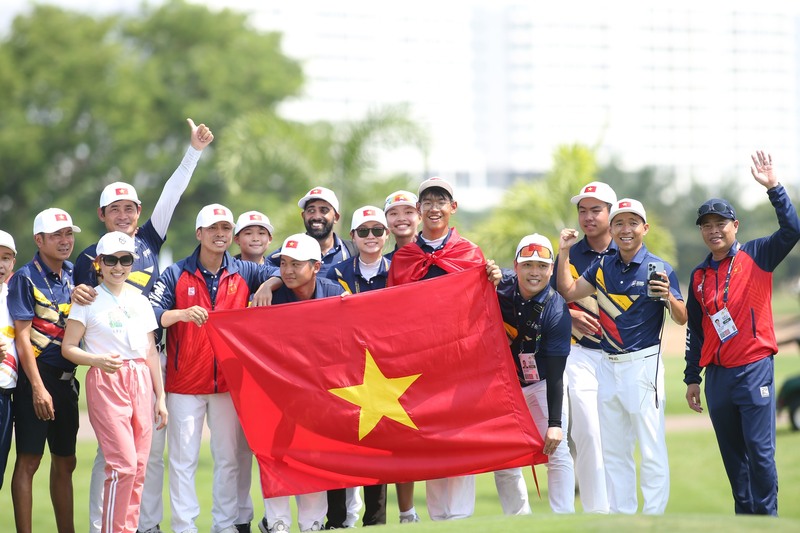 Thành tích của Khánh Hưng, Anh Minh và đội tuyển nói chung đã làm nức lòng người hâm mộ golf nước nhà