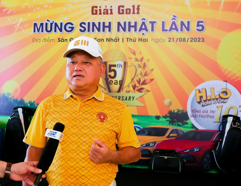 Ông Nguyễn Chí Hùng, Chủ tịch CLB Golf Hà Nội - Sài Gòn phát biểu trước thềm giải đấu.