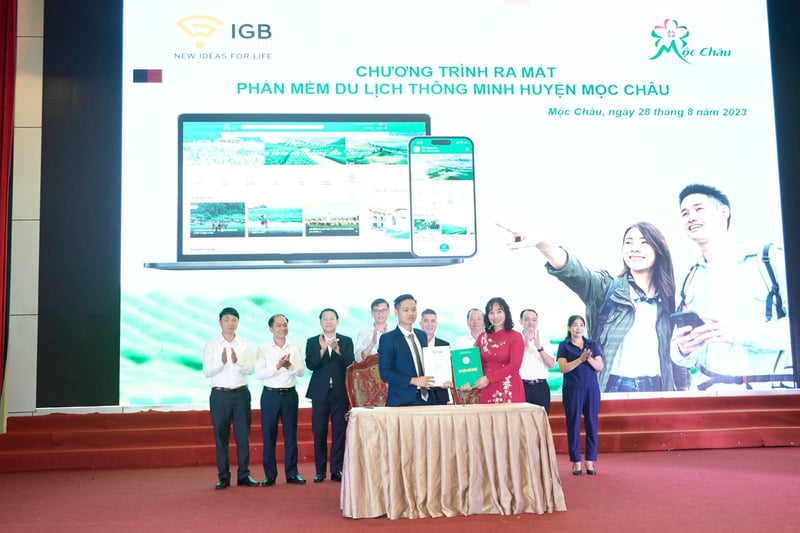 Công ty Cổ phần IGB và UBND huyện Mộc Châu ký kết tài trợ phần mềm