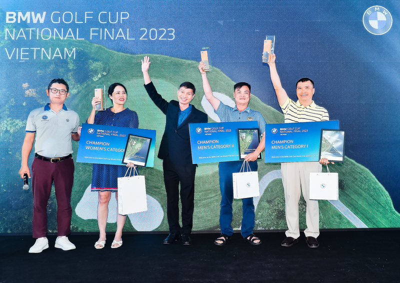 3 golfer sở hữu 'vé vàng' đến vòng chung kết BMW Golf Cup Quốc Tế tại Nam Phi: Trần Hương Hà, Nguyễn Anh Tuấn, Nguyễn Quốc Tình (từ trái qua phải).