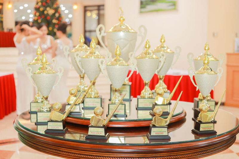 Bộ cúp huân chương Giải Golf Du lịch Hà Nội 