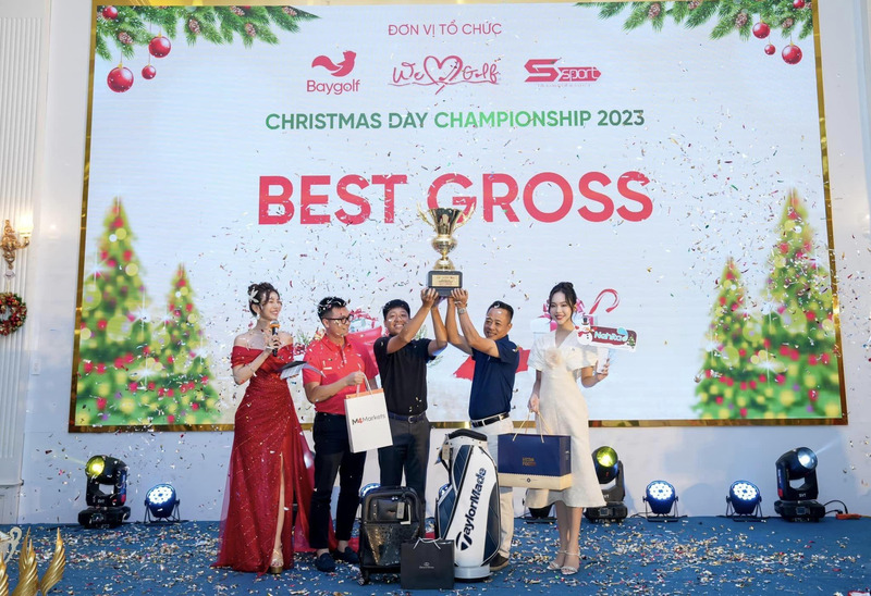 Golfer Phạm Quốc Thương xuất sắc dành chức vô địch (Best Gross)