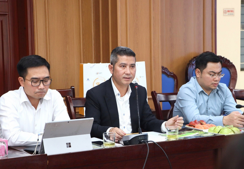 Ông Vũ Xuân Nguyên - CTHĐQT Công ty Cổ phần IGB (giữa) chia sẻ về tầm quan trọng của Chuyển đổi số lĩnh vực du lịch