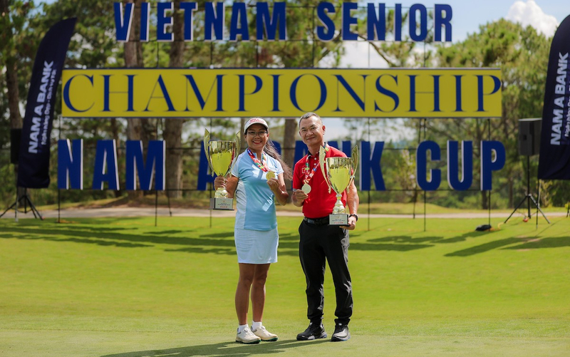 Đỗ Anh Đức và Nguyễn Thị Ngọc Dung - 2 nhà vô địch giải golf Trung niên Quốc gia 2024