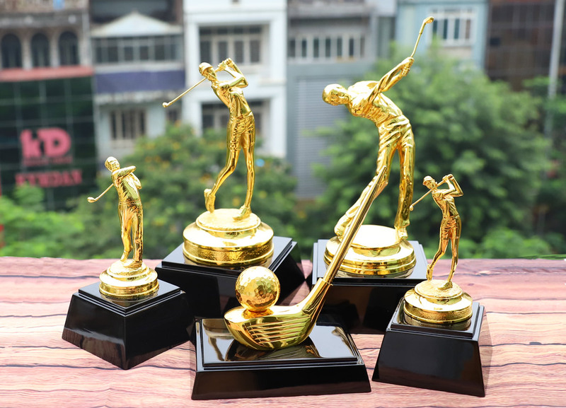 BST Quà tặng cho người chơi golf - Do Golden Gift Việt Nam chế tác thủ công tại Hà Nội