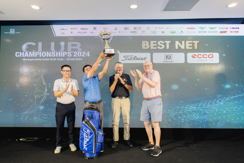 Golfer Huỳnh Tấn Mai nhận giải Best Net