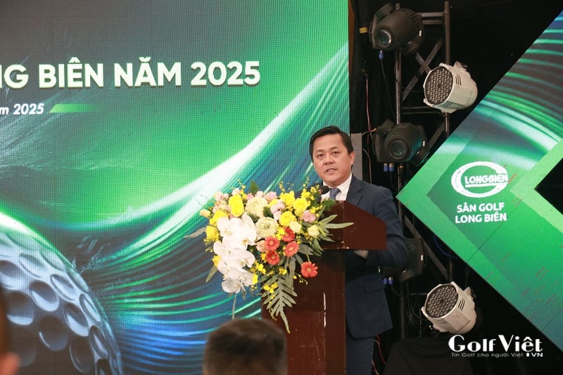 Ông Trần Ngọc Hải - Tổng giám đốc sân Golf Long Biên phát biểu tại họp báo