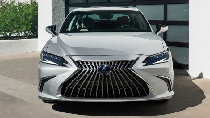 2022-lexus-es-3