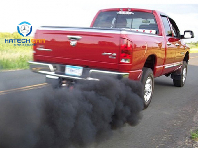 Khi phanh xe của bạn gặp vấn đề, bạn thường ngửi thấy mùi cháy khét
