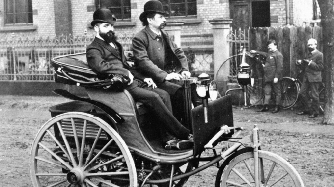 Chiếc xe điện đầu tiên trên thế giới