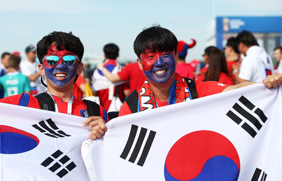 Các CĐV Hàn Quốc sau trận Hàn Quốc thắng Đức 2-0 ngày 27/6 tại World Cup 2018