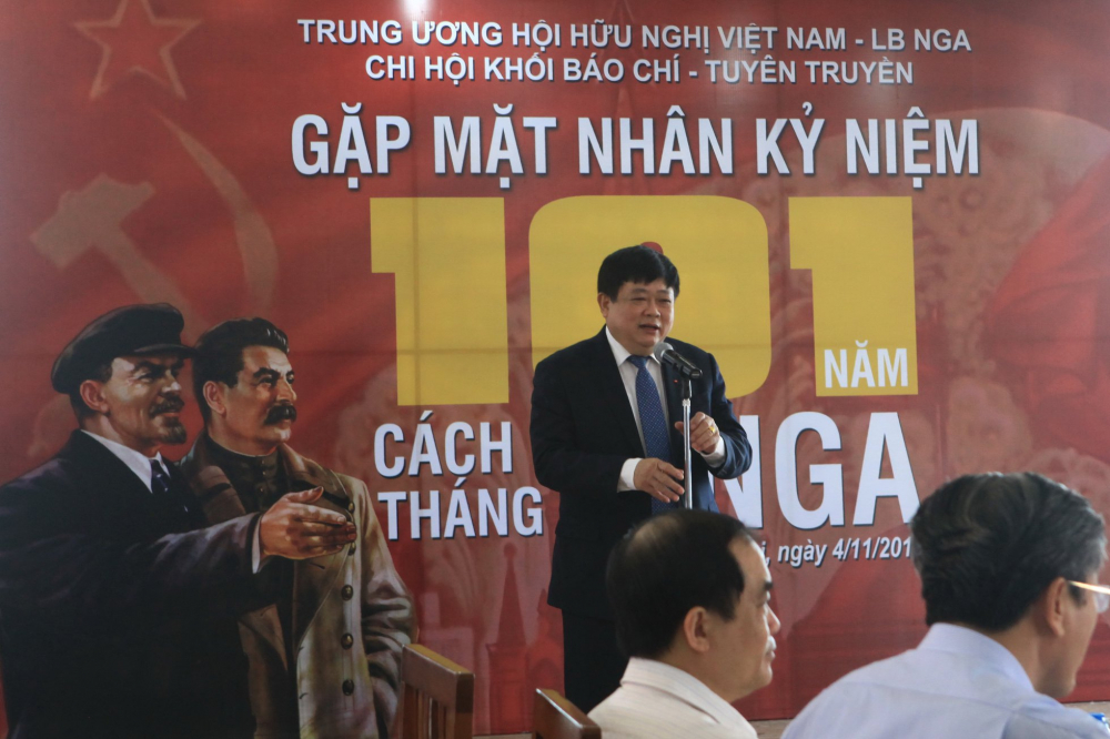 Ông Nguyễn Thế Kỷ, TGĐ Đài Tiếng nói Việt Nam, phát biểu tại cuộc gặp
