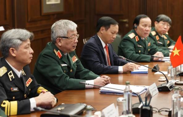 Thượng tướng Nguyễn Chí Vịnh và đoàn đại biểu Việt Nam trong cuộc Đối thoại chiến lược Việt - Nga lần thứ tư