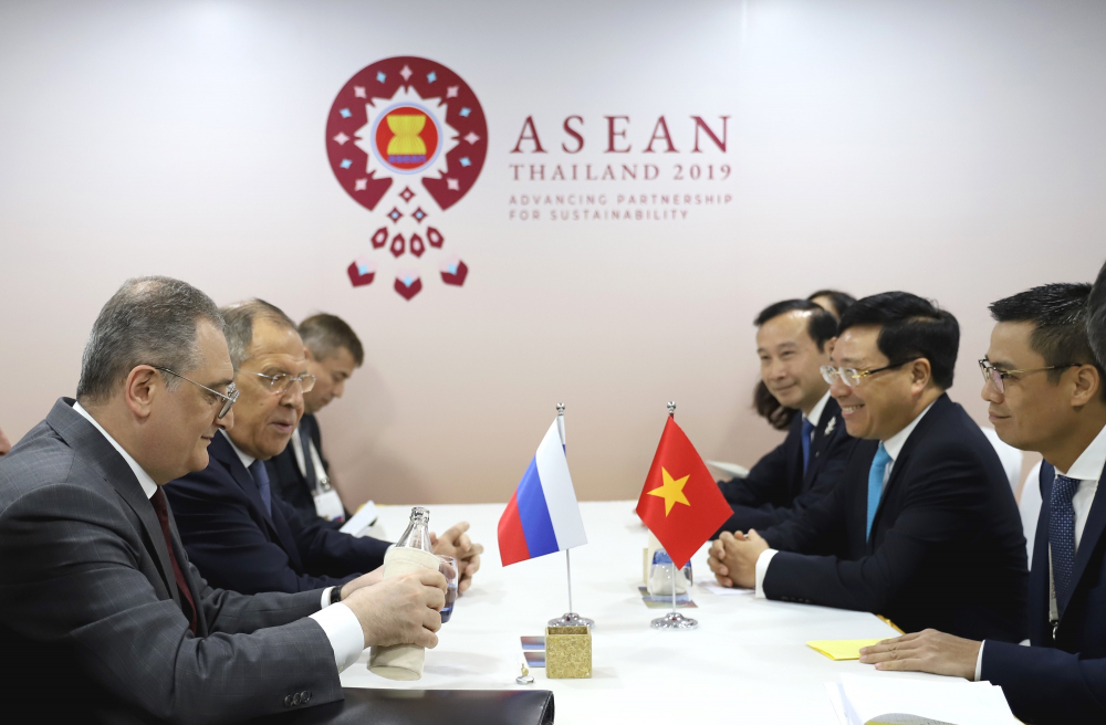 Cuộc gặp giữa Phó Thủ tướng, Bộ trưởng Ngoại giao Phạm Bình Minh và Bộ trưởng Ngoại giao Nga S. Lavrov  Ảnh: TRẦN NGỌC QUANG - TTXVN