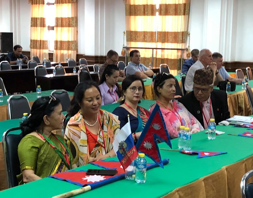 Các đại biểu Nepal tham dự cuộc gặp