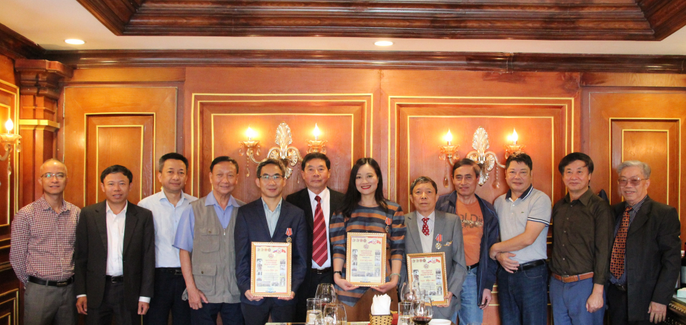 Các đại biểu tham dự cuộc gặp mặt của Chi hội Tổng công ty Thép Việt Nam