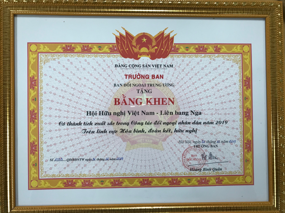 Bang khen Hoi Viet-Nga