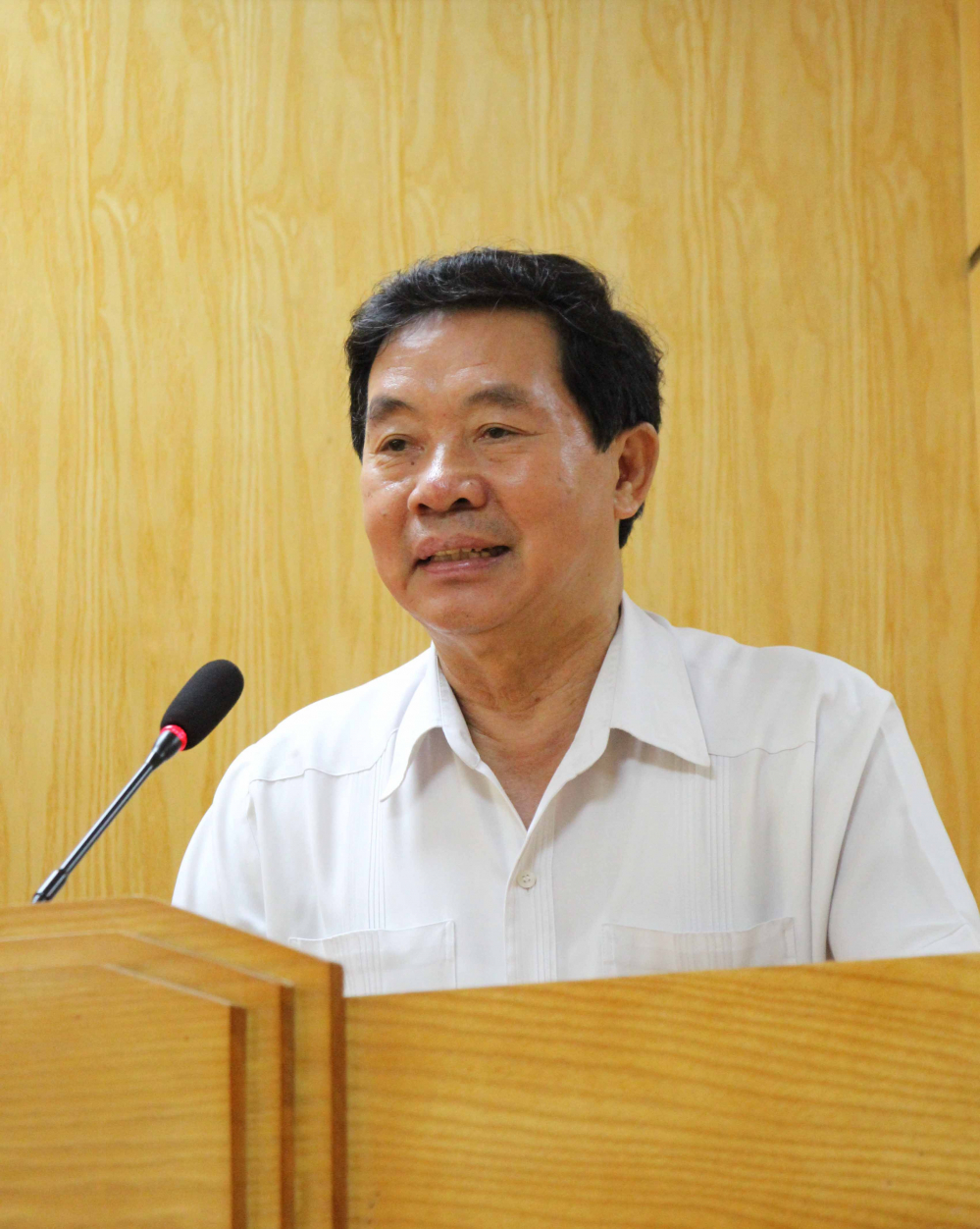 Phó Chủ tịch thường trực Trung ương Hội Hữu nghị Việt-Nga Trịnh Quốc Khánh