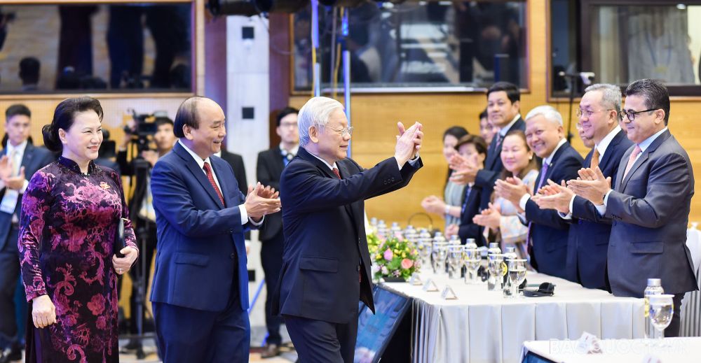 Tổng Bí thư, Chủ tịch nước Nguyễn Phú Trọng, Thủ tướng Nguyễn Xuân Phúc và Chủ tịch Quốc hội Nguyễn Thị Kim Ngân dự lễ khai mạc Hội nghị Cấp cao ASEAN 37 và các Hội nghị cấp cao liên quan, tháng 11-2020