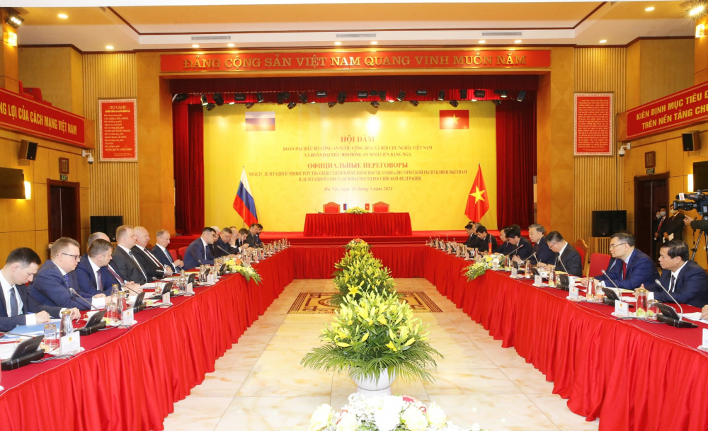 Hội đàm giữa đoàn đại biểu Bộ Công an Việt Nam và Ban thư ký Hội đồng An ninh LB Nga
