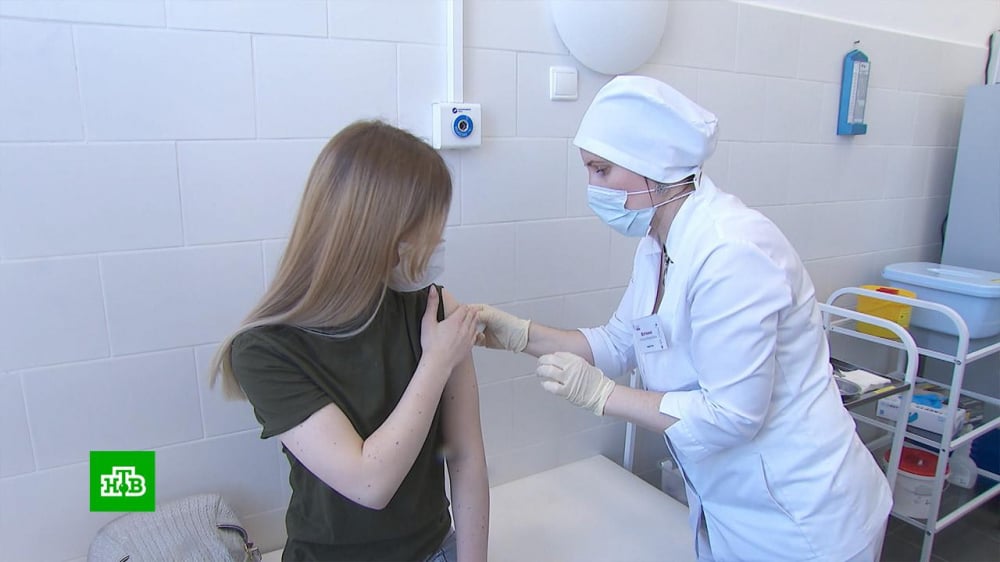 Tiêm chủng vaccine ở Nga