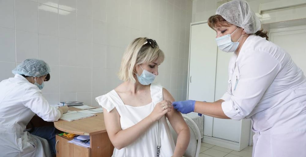 Tiêm chủng vaccine ngừa covid-19 ở Nga