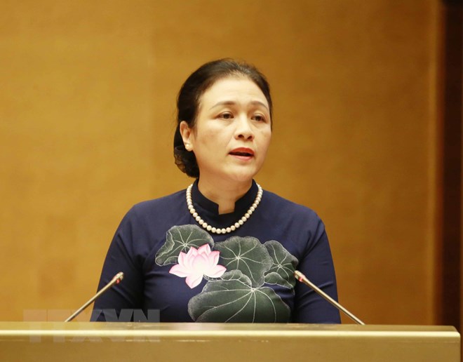 Bà Nguyễn Phương Nga đọc tham luận tại Hội nghị đối ngoại toàn quốc