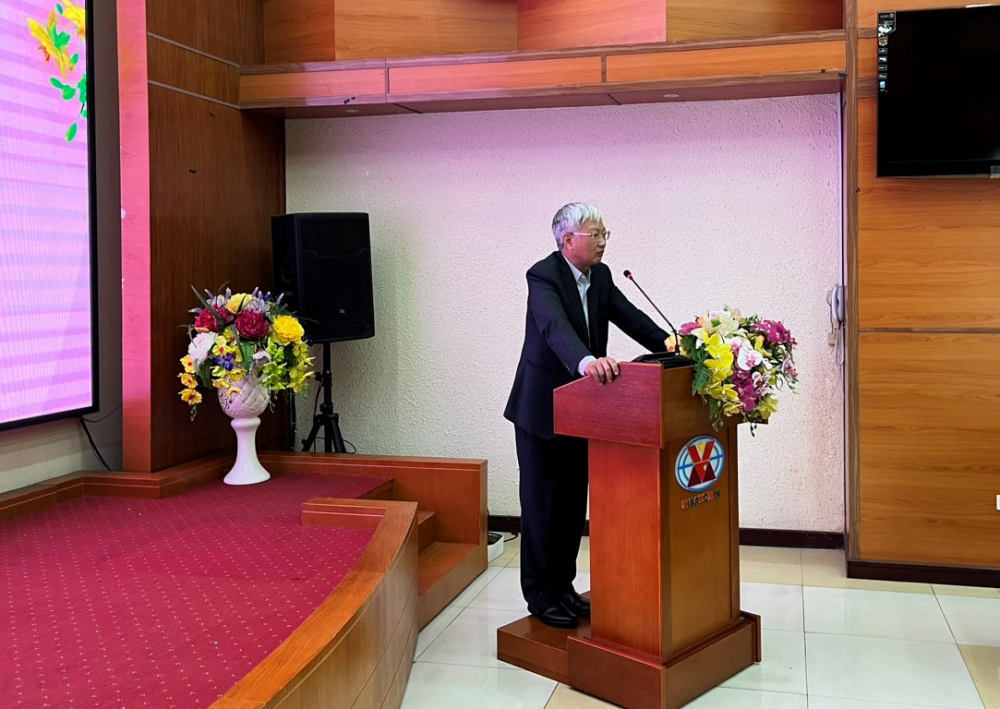 Ông Nguyễn Anh Tuấn phát biểu tại cuộc gặp mặt