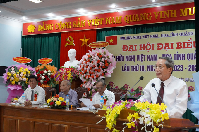 Phó Chủ tịch Trung ương Hội Hữu nghị Việt - Nga Trần Đình Long phát biểu tại Đại hội
