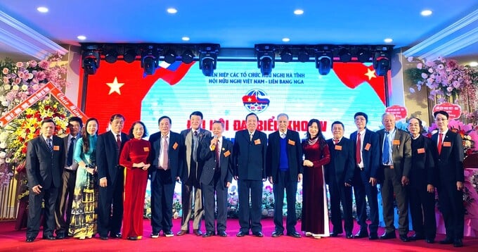 BCH Hội Hữu nghị Việt - Nga tỉnh Hà Tĩnh khoá V ra mắt tại Đại hội