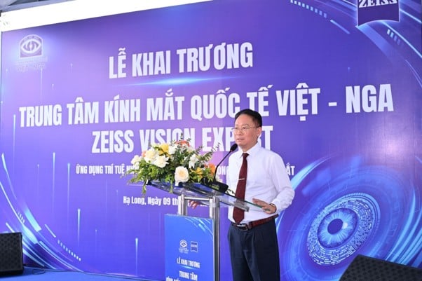 Ông Dương Chí Kiên – Chủ tịch HĐQT Tập đoàn Y tế Việt – Nga phát biểu trong lễ khai trương  