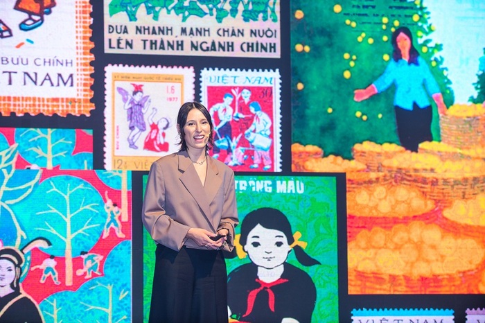 Bà Megan Bowker, Giám đốc Sáng tạo của Vinamilk chia sẻ bộ nhận diện thương hiệu mới lấy cảm hứng từ các giá trị di sản và cuộc sống người Việt.