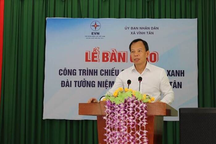 Ông Vũ Thanh Hải Bí thư Đảng ủy, Giám đốc NM nhắc nhở cán bộ, công nhân viên công đoàn làm tốt hơn nữa công tac đền ơn dáp nghĩa. 