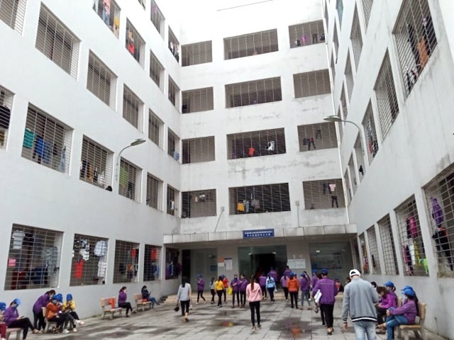 Có tới 1572 người lao động bất hợp pháp làm việc tại công ty Luxshare – ICT Việt Nam.