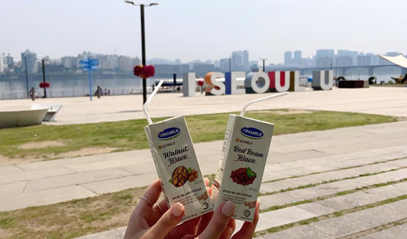 Những sản phẩm sữa hạt và trà sữa Vinamilk đã chính thức bắt đầu \'\'hành trình\'\' chinh phục người tiêu dùng Hàn Quốc